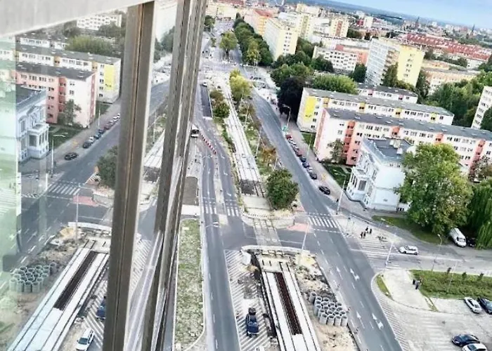 Hanza Tower Sky Sauna & Jacuzzi & Pool 什切青